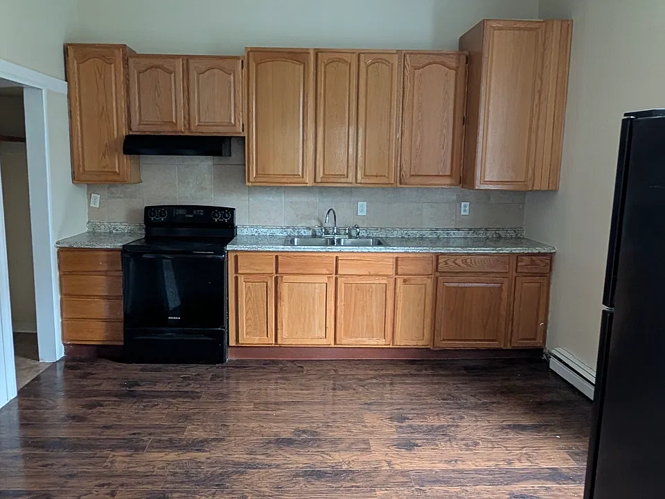 229 W Walnut Ln #2
