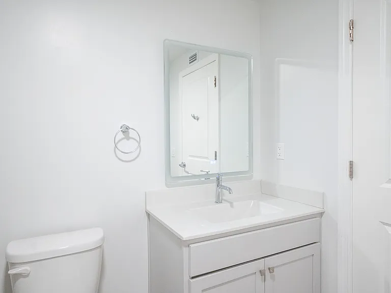 50 N Duke St #305 — Photo 8