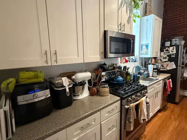 104 Central St #1, Somerville, MA 02143