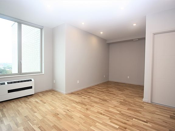 3rd image of 1511 Bedford Ave #10H