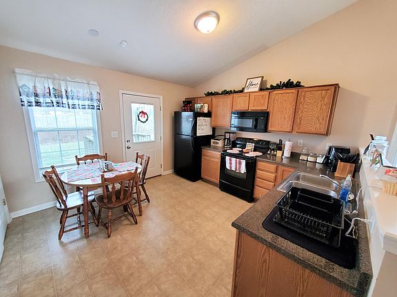 3rd image of 13006 Bessels Blvd