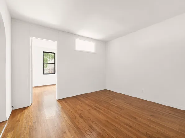 140 7th Ave APT 3R, New York, NY 10011