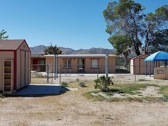 3rd image of 55914 Sunland Trl