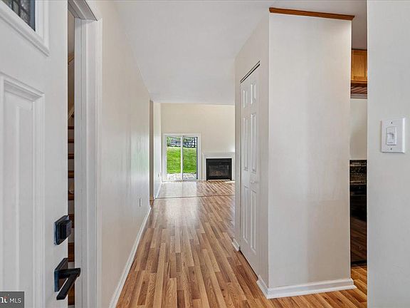 4th image of 13321 Neerwinder Pl