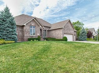 3704 Woodvine Dr, Bargersville, IN 46106