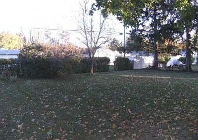 3rd image of 674 Meadow Dr