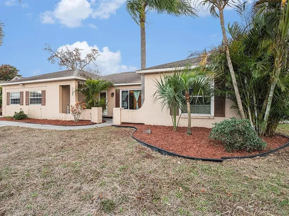 2504 Pinetta Ct, Holiday, FL 34691