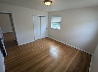 9839-9841 W Lisbon Ave, Milwaukee, WI 53222