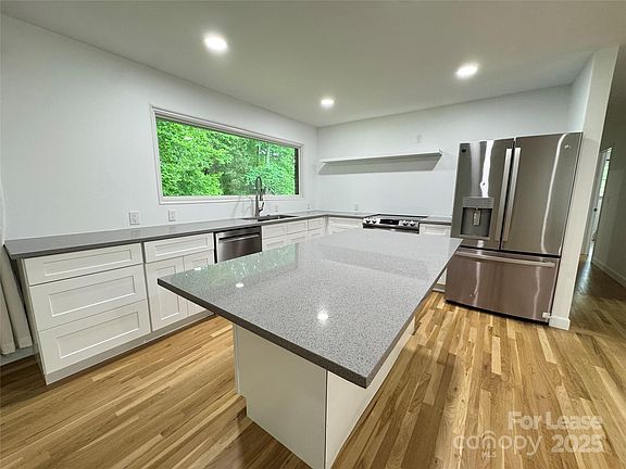 2nd image of 325 Hollice Pl