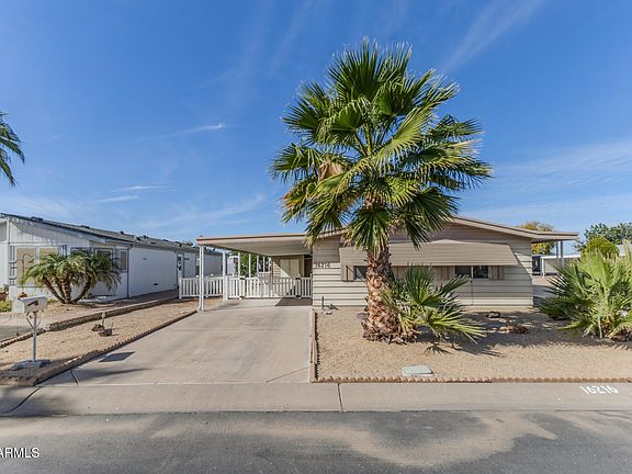 3rd image of 16216 N 35TH Way