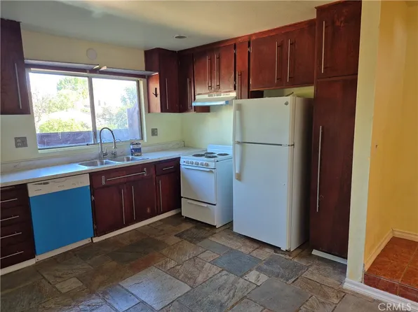 7320 Lennox Ave Unit E10, Los Angeles, CA 91405