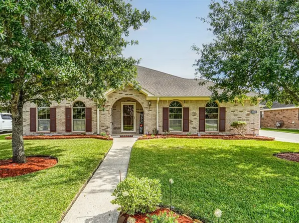 6823 Powell Lane, Manvel, TX 77578
