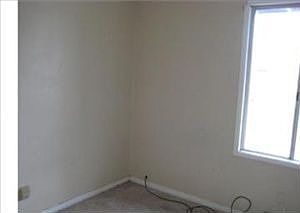4th image of 17226 Anastasia Ave