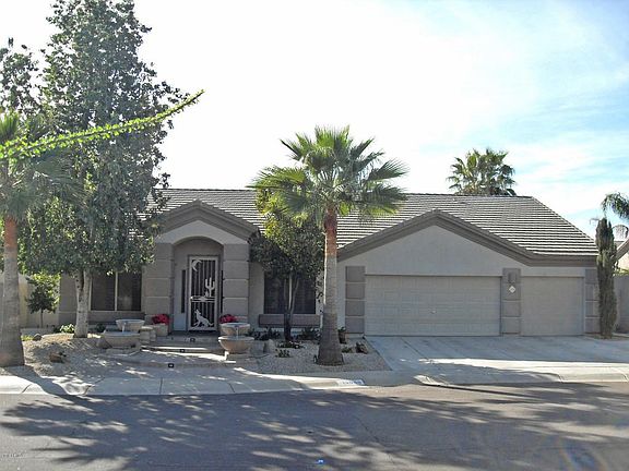 13650N89 006_edited-1