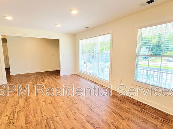 4th image of 5013 Pine Needle Dr