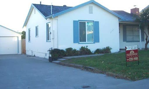 1st image of 2749 E Tregallas