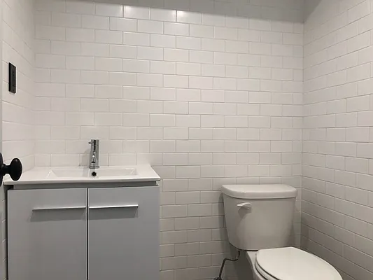 Rented by Premier Metro Realty Corp | media 11