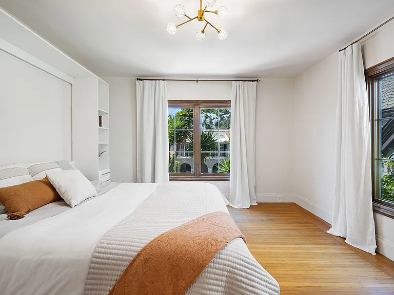 2052 Alameda Way — Photo 18