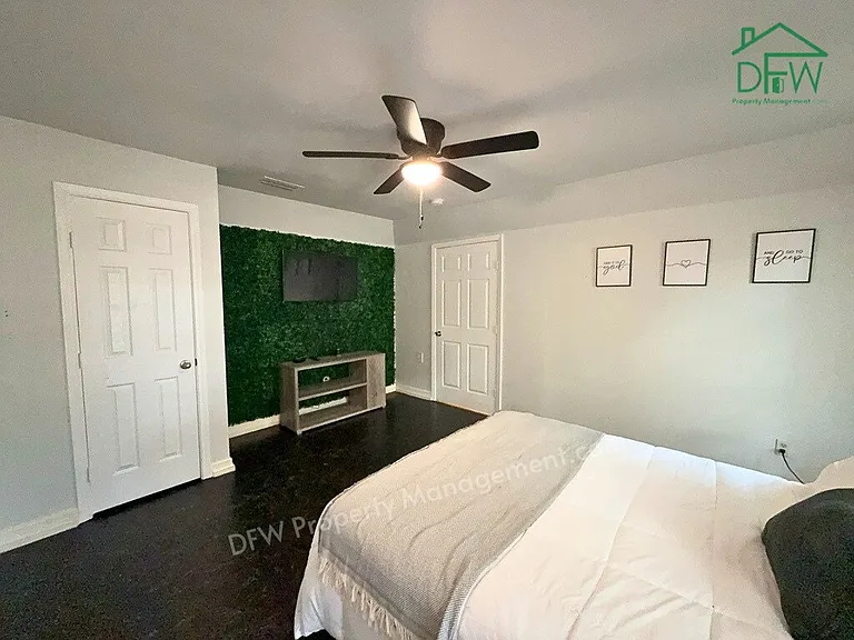 1900 Mill Run Dr — Photo 14