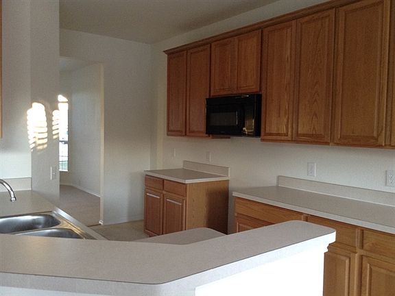 4th image of 2621 Travis Dr #0