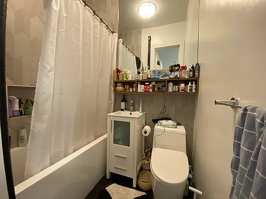 Rented by Rentopia | media 10