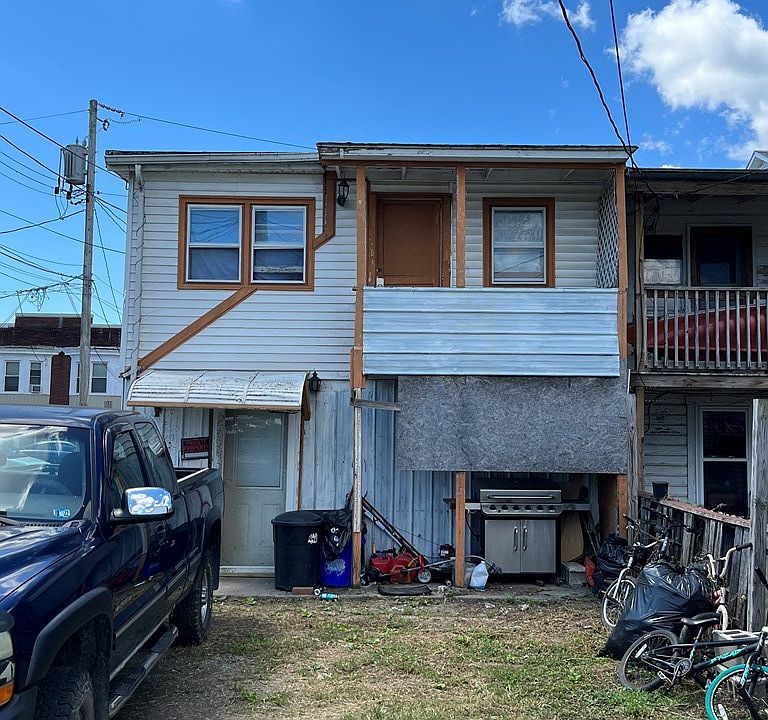 2nd image of 107 N Grand St