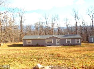 287 Falconwood Rd, Paw Paw, WV 25434