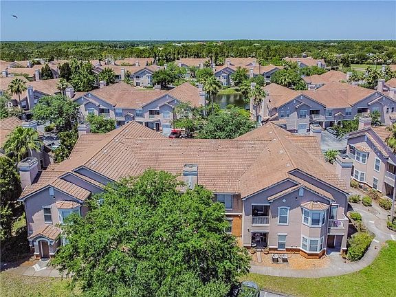 2nd image of 10505 Villa View Cir #10505