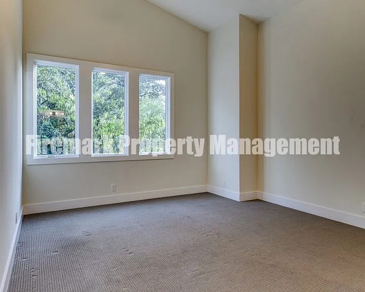 1806 Cahal Ave — Photo 20