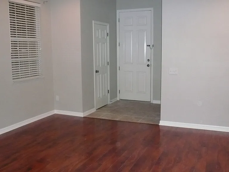 2405 Silvermoss Dr — Photo 8