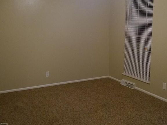 Master Bedroom - Great Closet Space