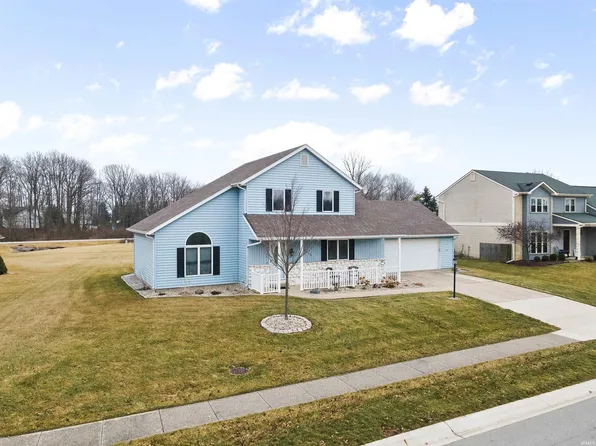 4015 Willow Bay Dr, New Haven, IN 46774