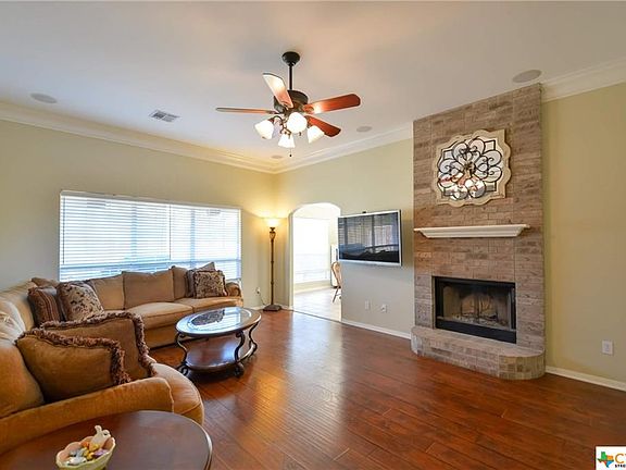 5th image of 517 Armstrong Dr