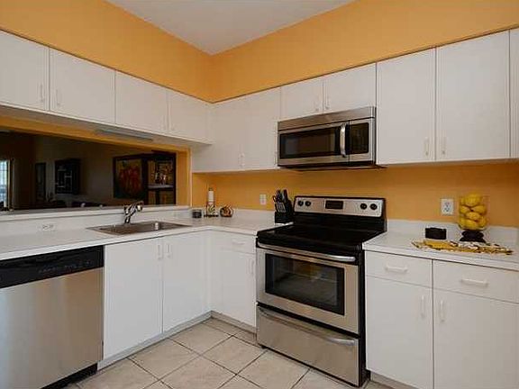 3rd image of 50 Truman Dr