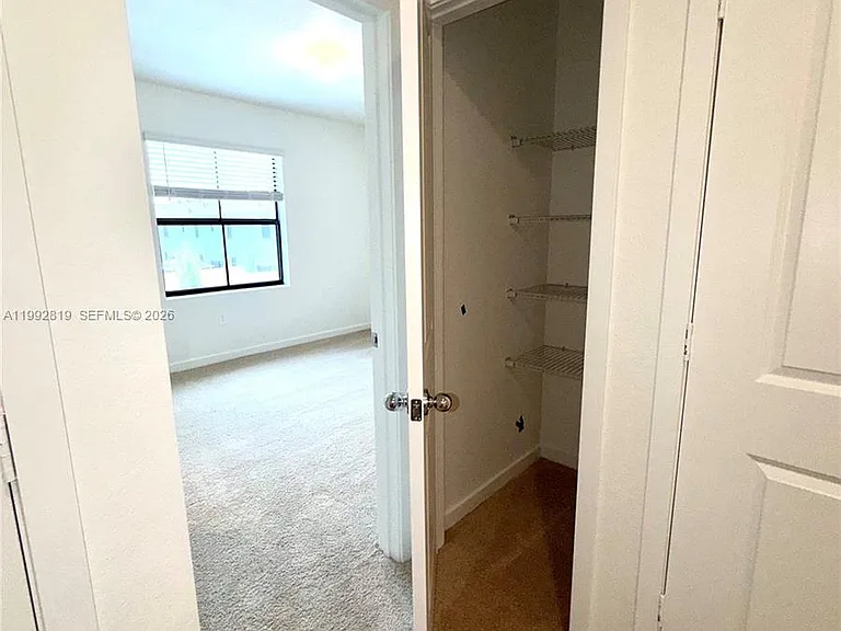 359 NE 16th St — Photo 35