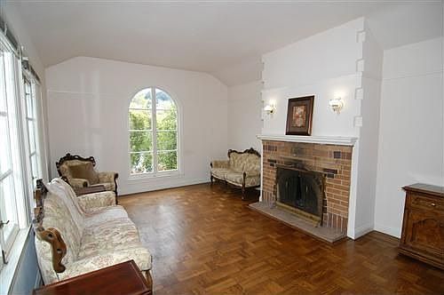 2nd image of 1245 Alemany Blvd