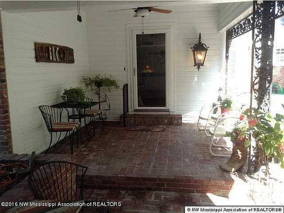 5th image of 1556 Old Highway 61 N