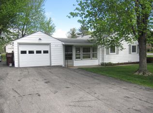 2413 Hillegas Rd, Fort Wayne, IN 46808