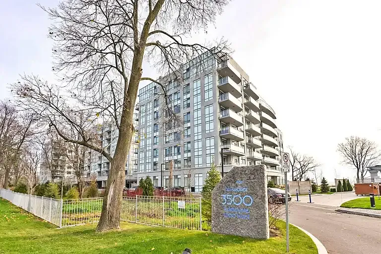 3500 Lakeshore Rd W #224 — Photo 1