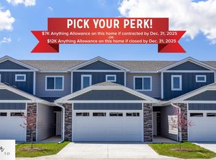 7002 E Brooks Edge Pl, Sioux Falls, SD 57110