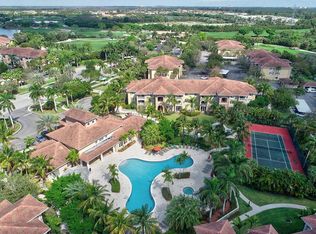 6482 Emerald Dunes Dr APT 207, West Palm Beach, FL 33411