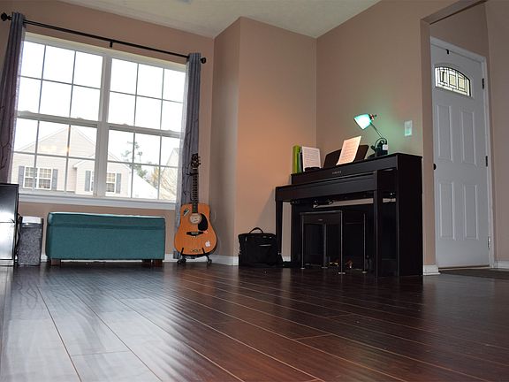 3rd image of 5367 Palmer Ln