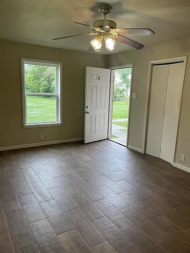 1571 Texas Ave Photo 1