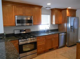 63 Burnside Ave, Newport, RI 02840