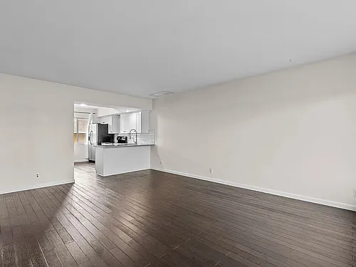 312 N Louise St Photo 1
