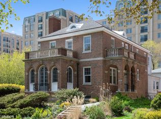1616 Judson Ave, Evanston, IL 60201