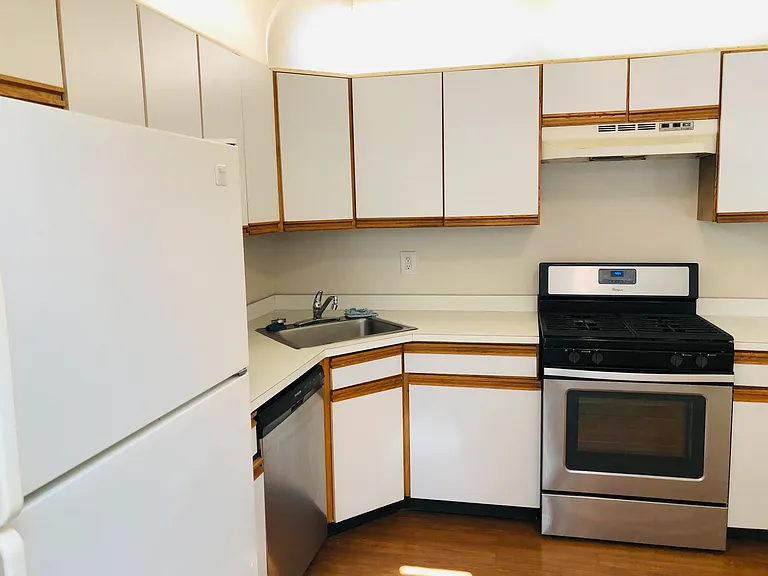 46 Juniper Way — Photo 3