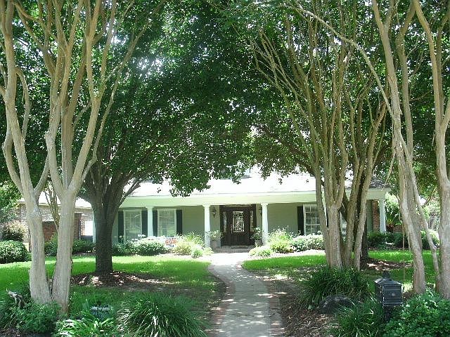 1st image of 4009 Barbe Wood Dr