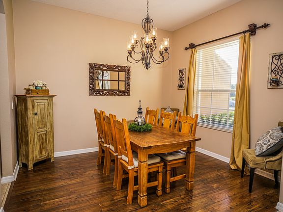 2nd image of 778 Oak Burl Ct