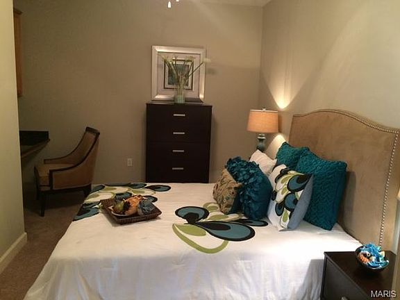 4th image of 2648 McKnight Crossing Ct #2648